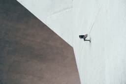 HiLook THC-B220-C 2MP 40m IR Bullet Kamera - 1