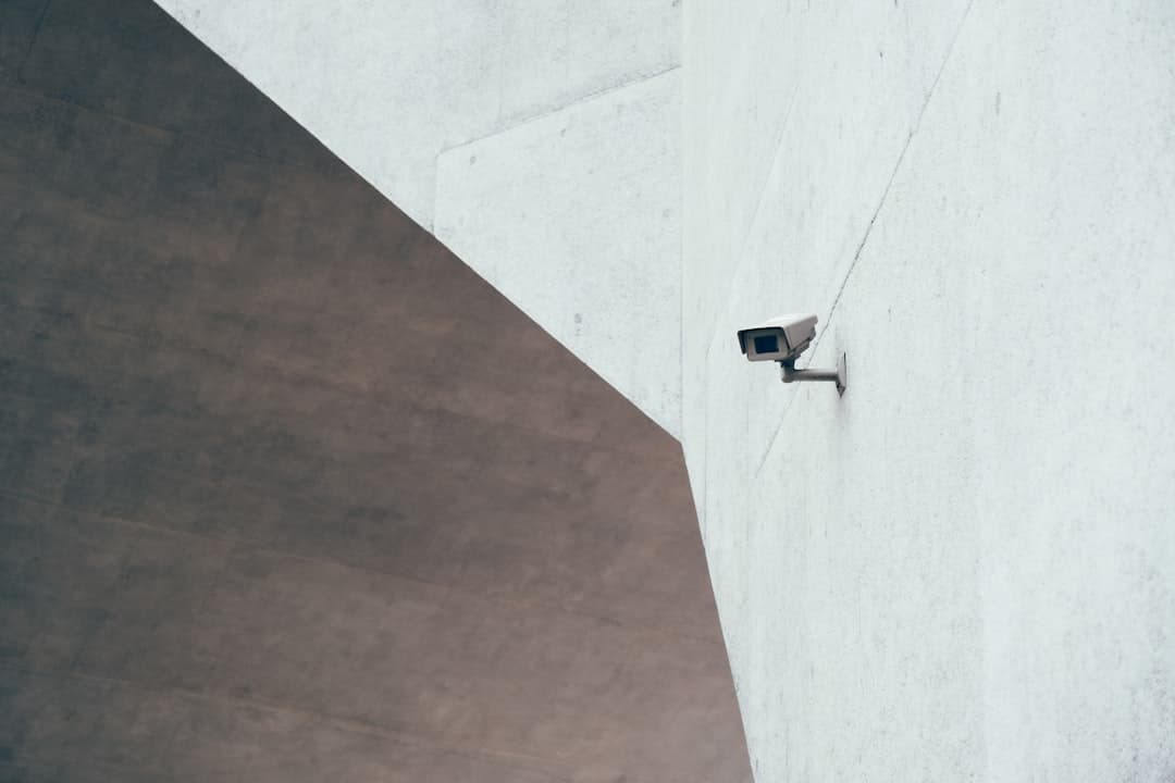 HiLook IPC-D640H-Z 4MP Motorize Dome IP Kamera